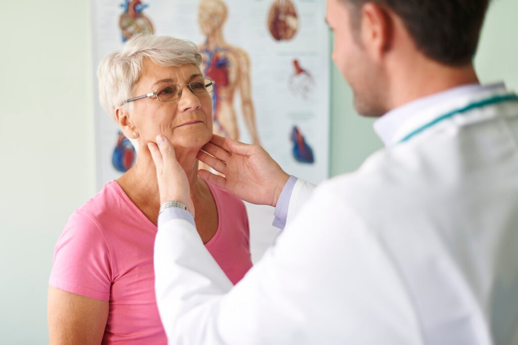 Troubles de la thyroïde : quelles adaptations alimentaires selon le diagnostic ?